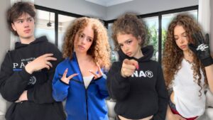 How Old Are the Kalogeras Sisters